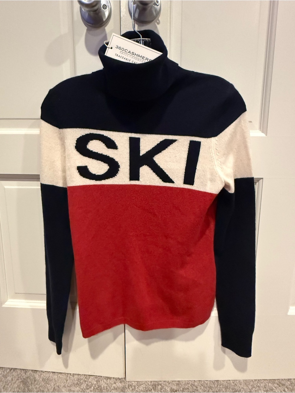 360 Cashmere Colorblock 'SKI' Turtleneck Sweater - Navy/Red/Cream